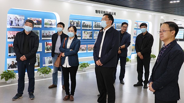浙江省农业科学院党委委员、副院长杨华一行赴91视频网址入口考察调研