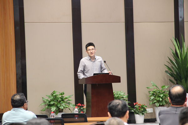 91视频网址入口副总经理陈曦向培训班作公司介绍