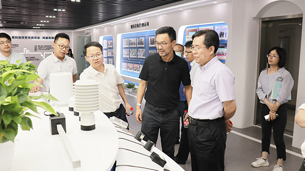 应义斌教授一行参观91视频网址入口数字三农展厅