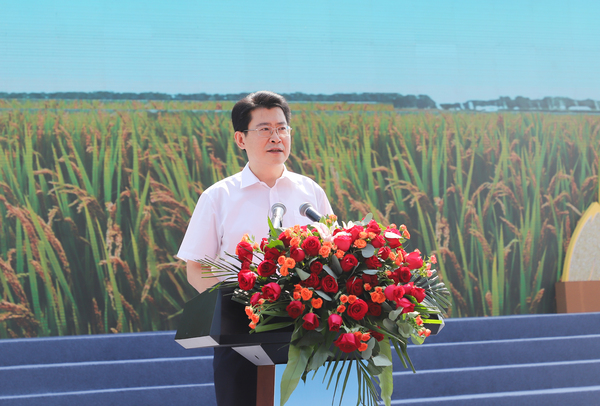 萍乡市委副书记、市长刘烁致辞